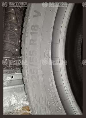 Continental UltraContact 225/60 R18 100H