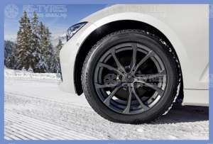 Goodyear Ultra Grip Performance 3 265/40 R20 104W