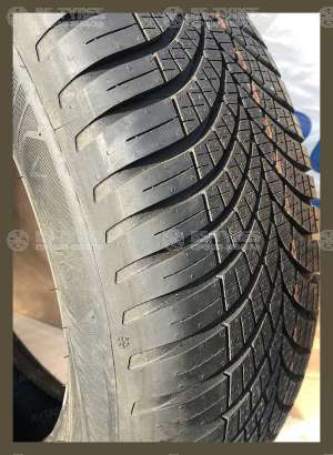 Goodyear Vector 4Seasons G3 SUV 255/60 R18 112V