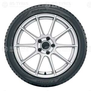 Yokohama BluEarth Winter V906 285/40 R22 110W