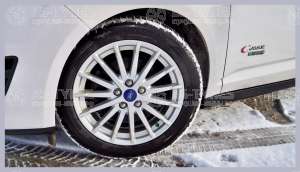 Michelin X-Ice 3 245/45 R17 99H